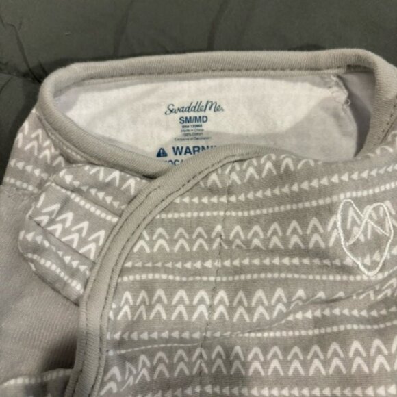 Baby Lot Five (5) Items - Picture 2 of 7